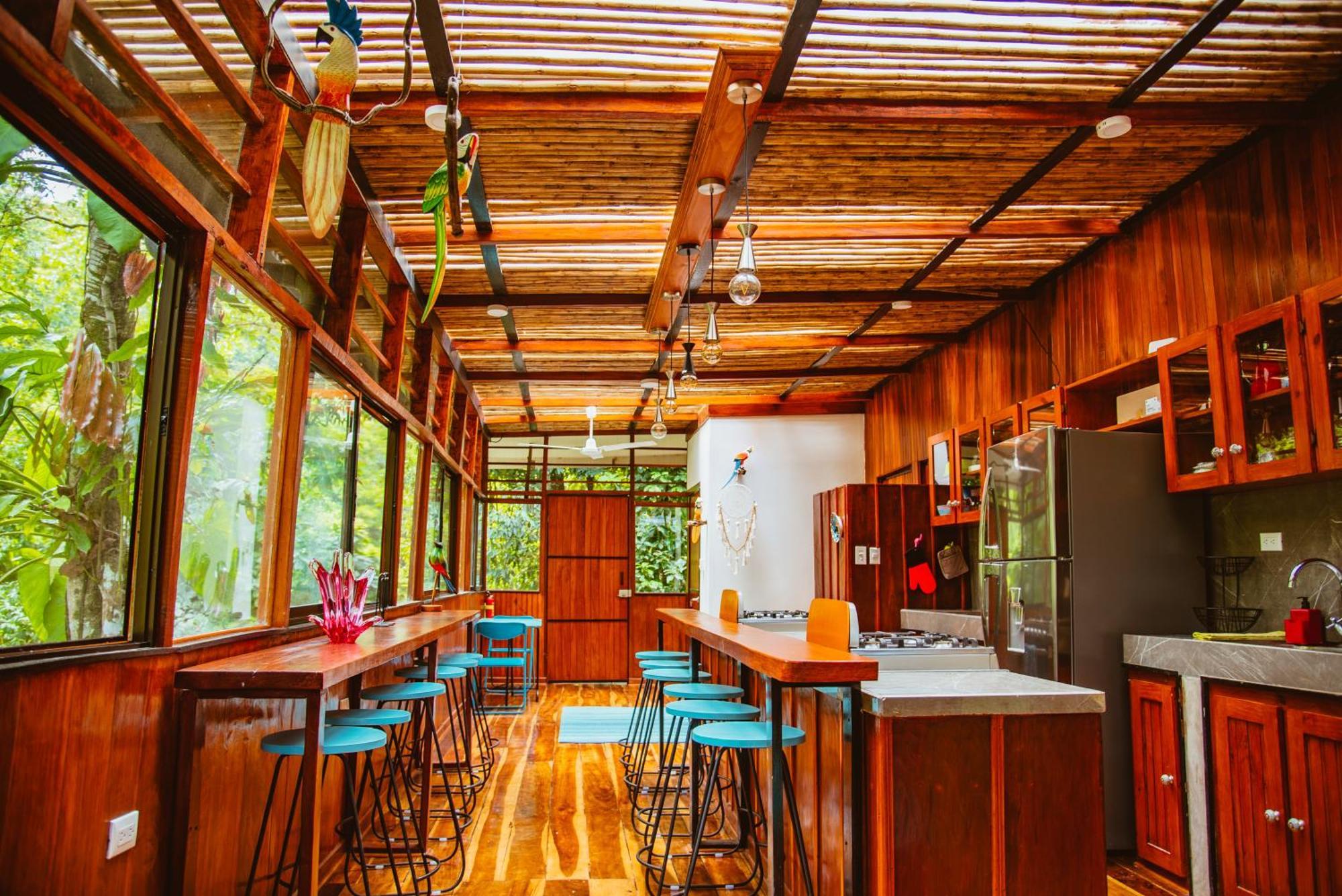 Selva Madre Eco-Sanctuary Aparthotel Cahuita Exterior foto
