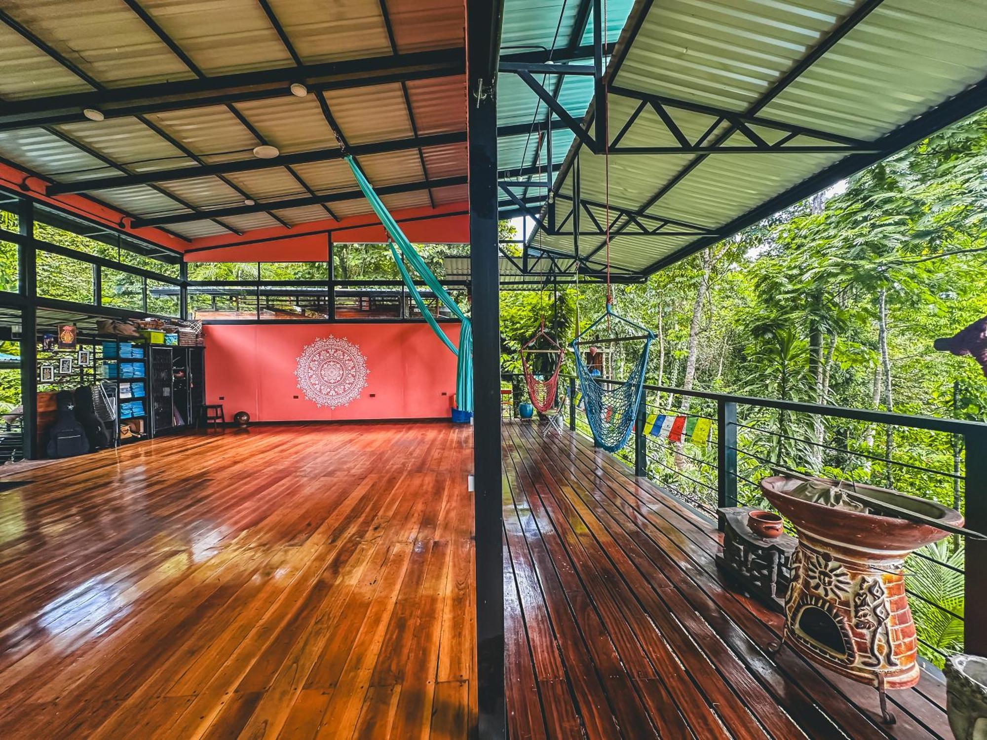Selva Madre Eco-Sanctuary Aparthotel Cahuita Exterior foto