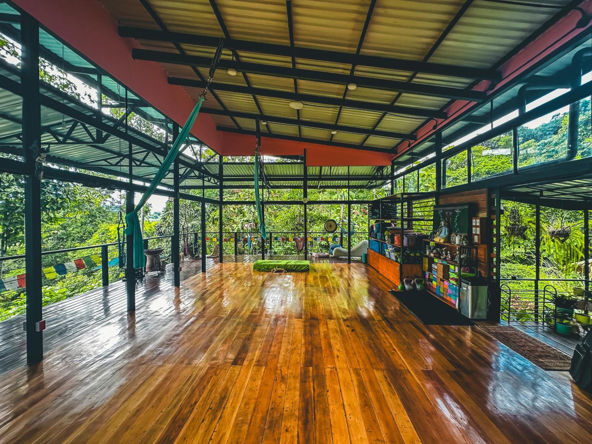 Selva Madre Eco-Sanctuary Aparthotel Cahuita Exterior foto
