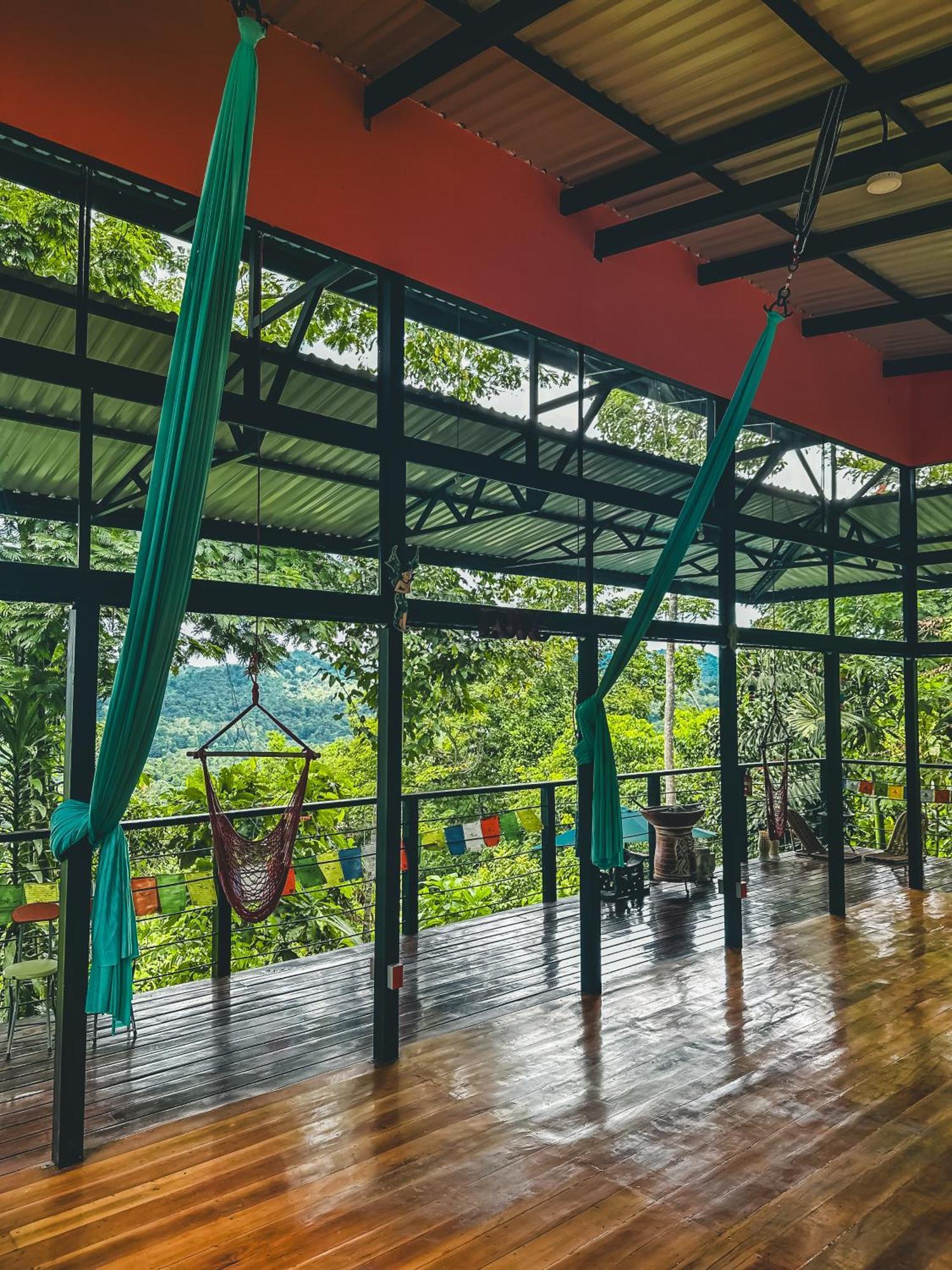 Selva Madre Eco-Sanctuary Aparthotel Cahuita Exterior foto